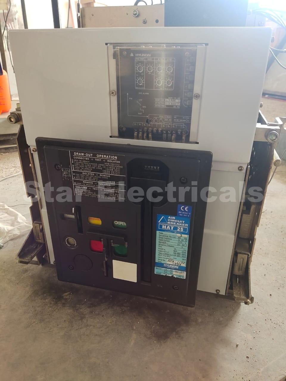 HT25 Hyundai Air Circuit Breaker (ACB)