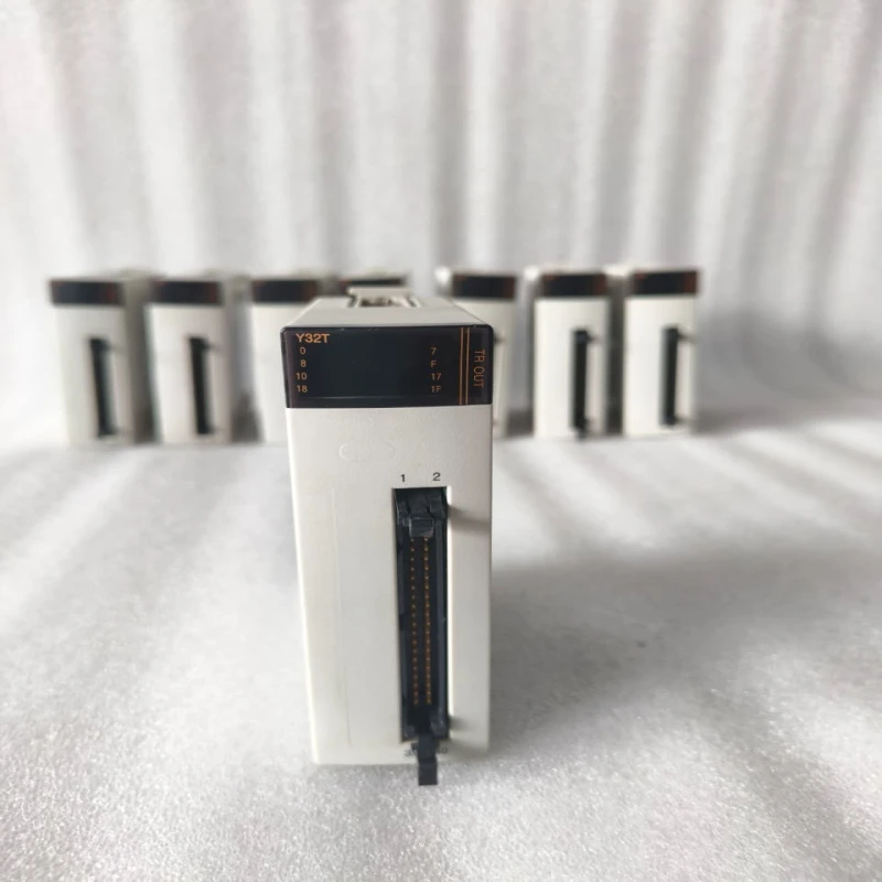 RS OEMax NX_Y32T Transistor Output Module