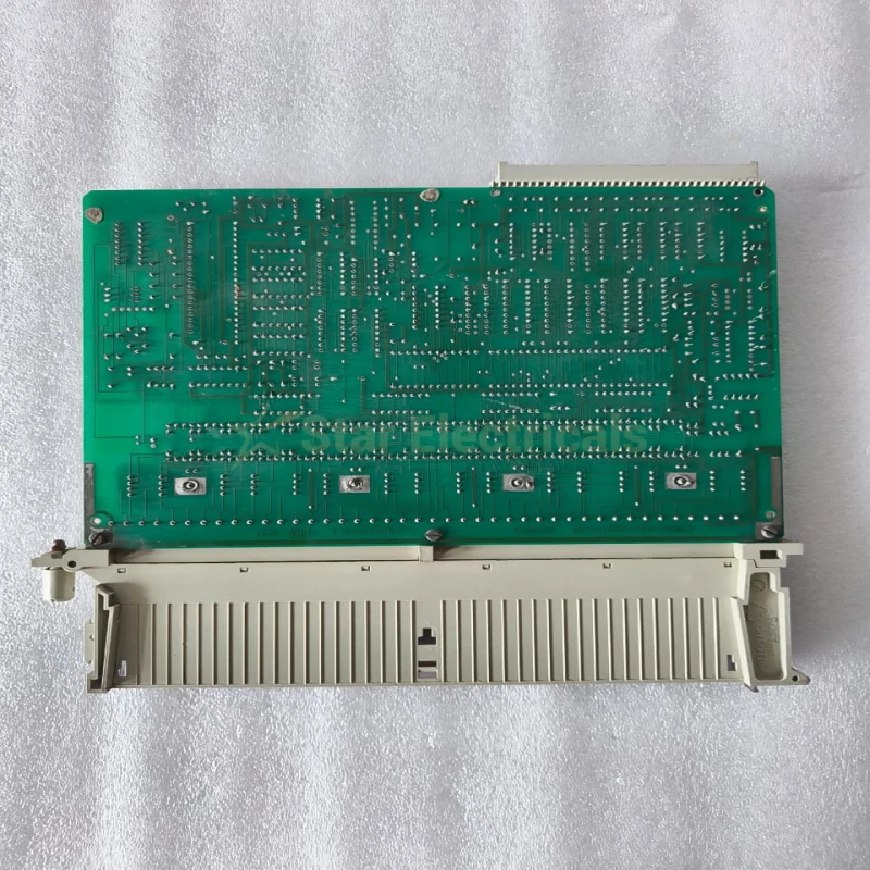 Siemens 6ES5465-4UA11 465-4 Analog Input Module