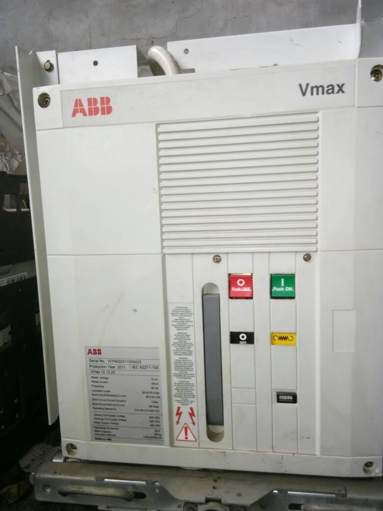 ABB VACCUM CIRCUIT BREAKER (VCB) VMAX TYPE